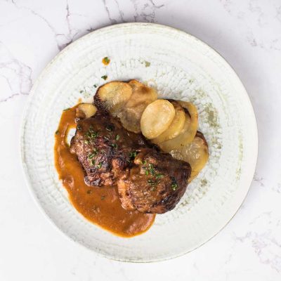 13.-Carne-salsa-patatas-cenital