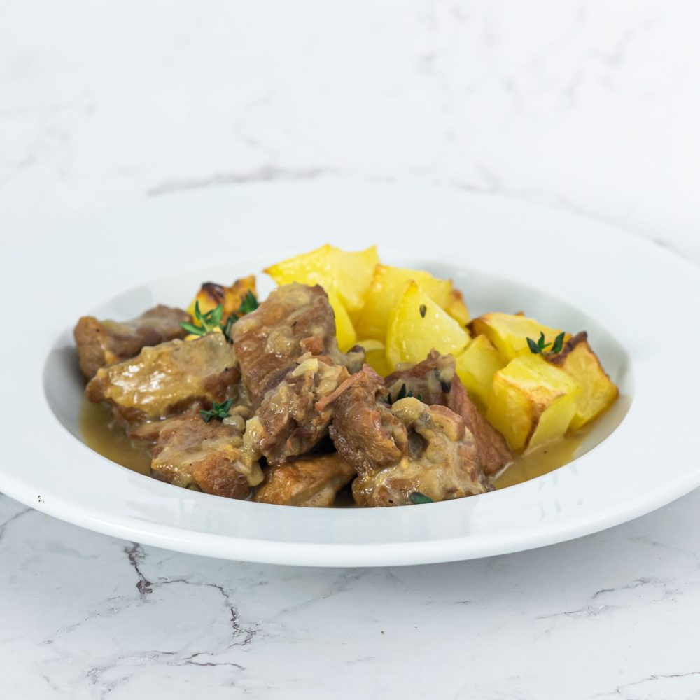 TRAFUS.CARNE EN SALSA